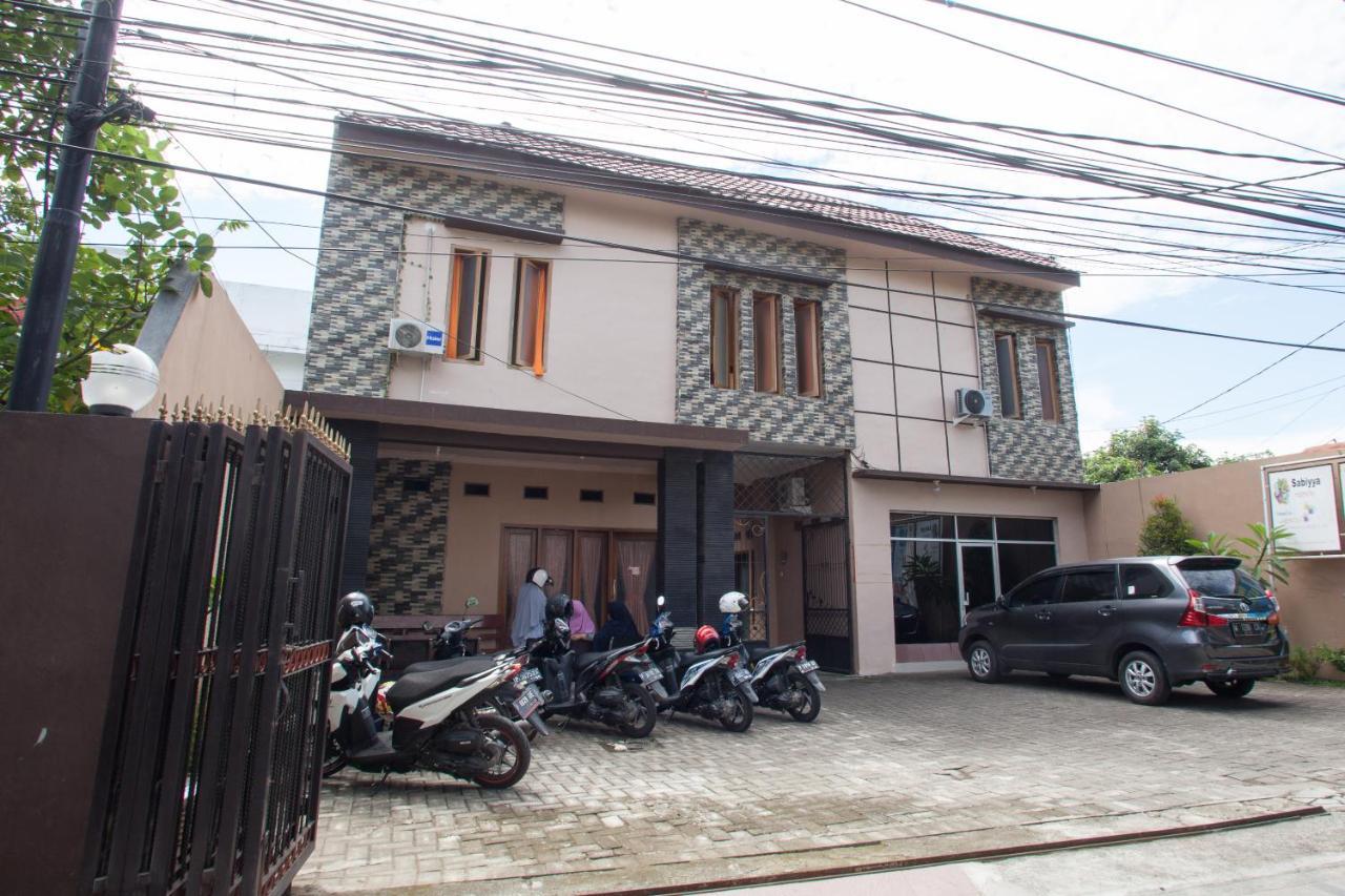 RedDoorz Syariah near UNTAG Banyuwangi Hotel Banyuwangi  Bagian luar foto